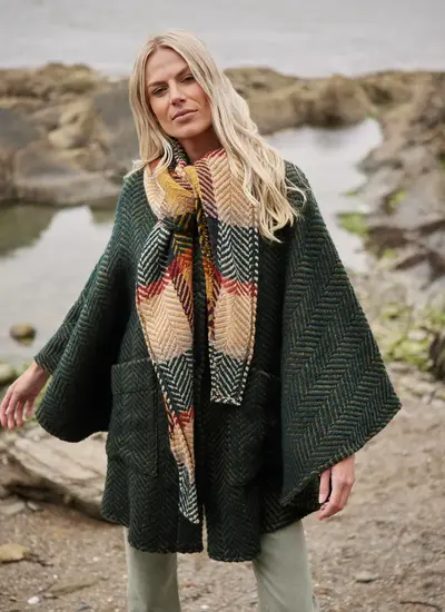 Lisa Herringbone Cape